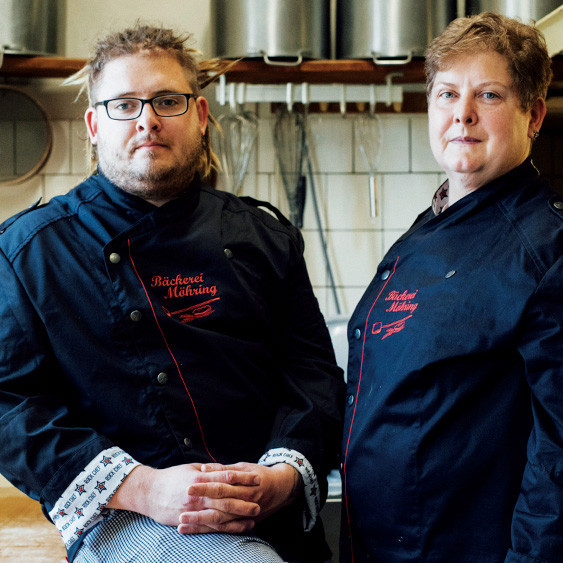 Das Bild zeigt Kerstin und Marcus Ostendorf.