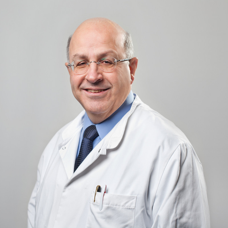 Das Bild zeigt Univ.-Prof. Dr. med. Christos Zouboulis.