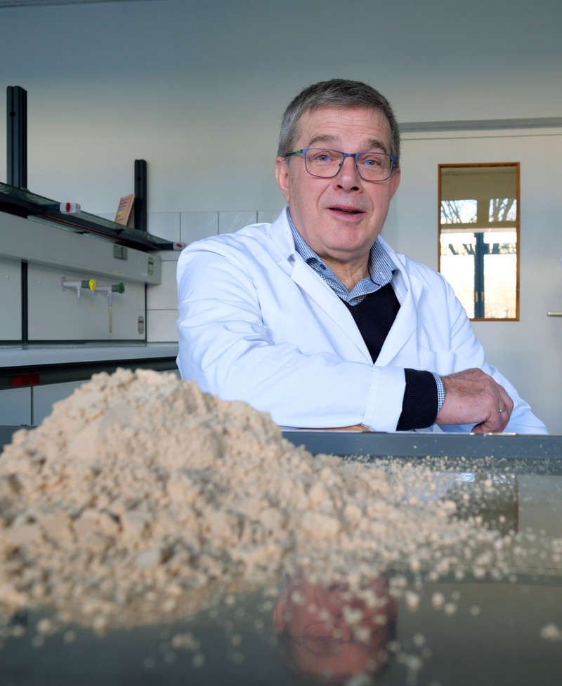 Professor Wolfram Schnäckel