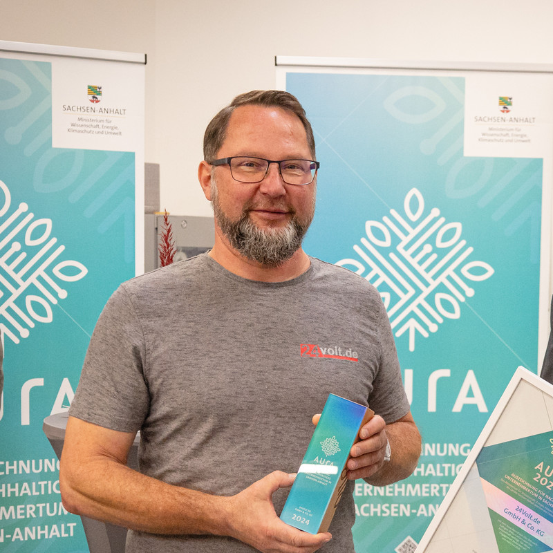 Steffen Gland, Gründer von 24Volt.de, erhielt den AURA-Award