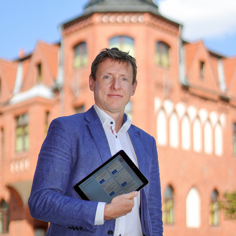 Das Bild zeigt Andreas Brohm, Tangerhüttes Bürgermeister.